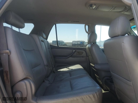 2005 Toyota Sequoia SR5 with VIN 5TDZT34A55S256027, listed as a Copart auction lot 47748135 with 216,652 mi miles and Salvage Title. Bid and sale history available at carsss.com. Image 11.
