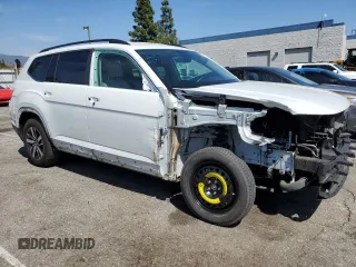 2021 Volkswagen Atlas SE with VIN 1V2DP2CA1MC549724, listed as a Copart auction lot 50237905 with 45,932 mi miles and Salvage title. Bid and sale history available at DreamBid. Image 4.