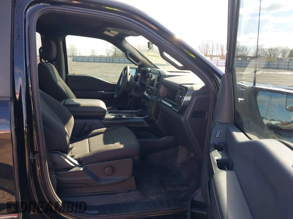 2023 Ford F-150 XL with VIN 1FTFW1E5XPKD67683, listed as a IAAI auction lot 41601078 with 32,433 mi miles. Bid and sale history available at carsss.com. Image 5.