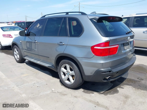 2009 BMW X5 30i with VIN 5UXFE43589L270405, listed as a IAAI auction lot 42084949 with 158,619 mi miles. Bid and sale history available at carsss.com. Image 3.