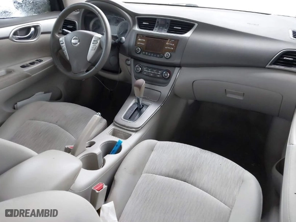 2014 Nissan Sentra SV with VIN 3N1AB7AP9EY315527, listed as a IAAI auction lot 41386467 with 131,162 mi miles. Bid and sale history available at carsss.com. Image 5.