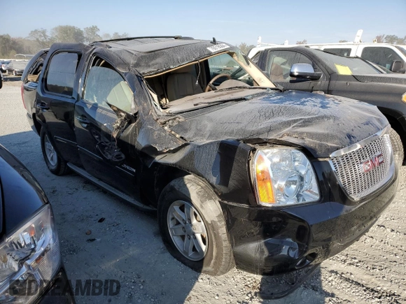 2013 GMC Yukon SLT with VIN 1GKS1CE04DR311520, listed as a Copart auction lot 76018564 with 103,436 mi miles and Salvage Title. Bid and sale history available at carsss.com. Image 4.