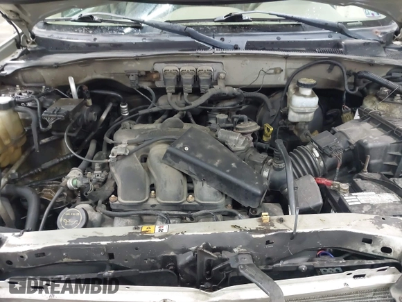 2005 Ford Escape XLT with VIN 1FMYU03115KA29039, listed as a IAAI auction lot 42159988 with 240,047 mi miles and . Bid and sale history available at DreamBid. Image 10.