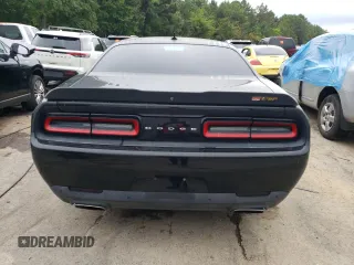 2016 Dodge Challenger R/T Scat Pack z VIN 2C3CDZFJ9GH240583, wystawiony jako Copart lot #62842583 z przebiegiem 73 369 mil mil oraz Tytuł czysty. Historia ofert i sprzedaży dostępna na DreamBid. Obrazek 6.