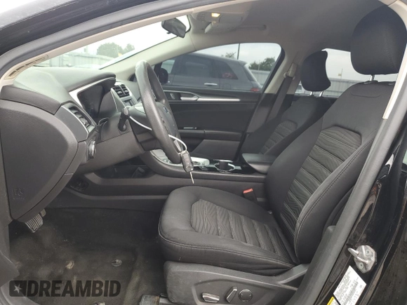 2016 Ford Fusion SE with VIN 3FA6P0H7XGR105913, listed as a Copart auction lot 61786365 with 118,877 mi miles and Salvage title. Bid and sale history available at DreamBid. Image 7.