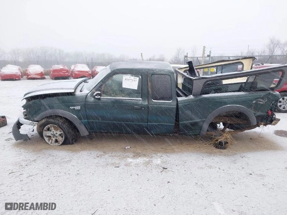 2002 Ford Ranger XL Fleet with VIN 1FTZR45E52PA21624, listed as a IAAI auction lot 41077157 with 167,166 mi miles. Bid and sale history available at carsss.com. Image 14.