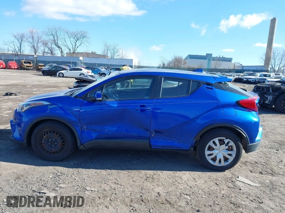 2019 Toyota C-HR XLE with VIN NMTKHMBX7KR082505, listed as a IAAI auction lot 41639520 with 37,475 mi miles. Bid and sale history available at carsss.com. Image 15.