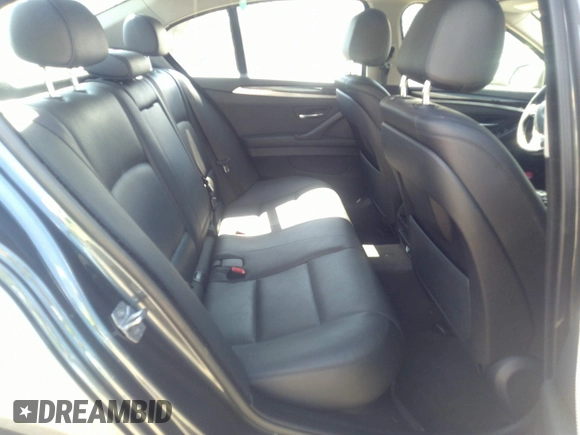2015 BMW 5 Series 528i xDrive with VIN WBA5A7C55FD628489, listed as a IAAI auction lot 39752634 with 74,792 mi miles and . Bid and sale history available at carsss.com. Image 8.