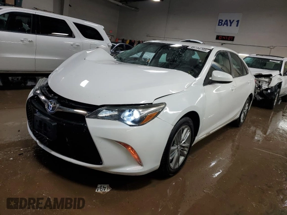 2015 Toyota Camry XLE with VIN 4T1BF1FK6FU024094, listed as a Copart auction lot 49734705 with 94,523 mi miles and Salvage Title. Bid and sale history available at carsss.com. Image 1.