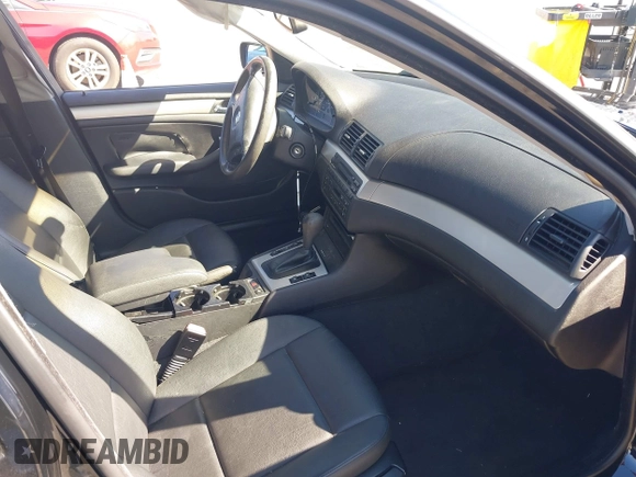 2004 BMW 3 Series 325i with VIN WBAET37444NJ44065, listed as a IAAI auction lot 41830178 with 91,037 mi miles and . Bid and sale history available at DreamBid. Image 5.