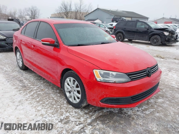 2012 Volkswagen Jetta SE с VIN 3VWDX7AJ0CM355083, выставлен на аукционе IAAI как лот 41396037 с пробегом 197 520 миль миль и . История ставок и продаж доступна на DreamBid. Изображение 1.