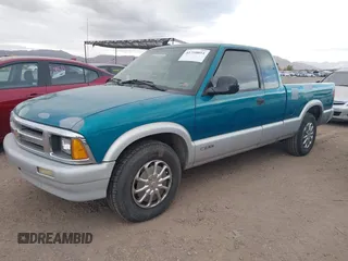 1994 Chevrolet S-10 LS with VIN 1GCCS19W4R8181235, listed as a IAAI auction lot 41710054 with 203,150 mi miles and . Bid and sale history available at DreamBid. Image 2.
