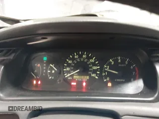 2001 Toyota Camry LE z VIN JT2BF28K110307972, wystawiony jako IAAI lot #41652522 z przebiegiem 201 631 mil mil oraz . Historia ofert i sprzedaży dostępna na DreamBid. Obrazek 7.