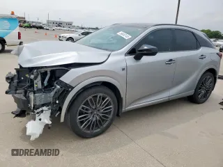 2023 Lexus RX 500h F Sport Performance z VIN 2T2BCMEA6PC007362, wystawiony jako Copart lot #56646145 z przebiegiem 25 360 mil mil oraz Szkoda całkowita • Salvage title. Historia ofert i sprzedaży dostępna na DreamBid. Obrazek 1.
