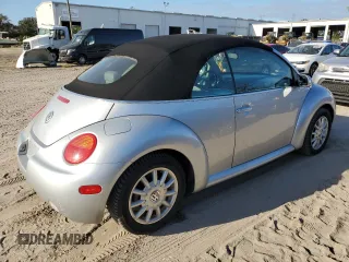 2004 Volkswagen Beetle with VIN 3VWCM21Y34M300701, listed as a Copart auction lot 77567344 with 91,236 mi miles and Salvage Title. Bid and sale history available at DreamBid. Image 3.
