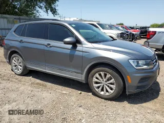 2018 Volkswagen Tiguan S z VIN 3VV1B7AXXJM109293, wystawiony jako Copart lot #55802845 z przebiegiem 49 821 mil mil oraz Szkoda całkowita • Salvage title. Historia ofert i sprzedaży dostępna na DreamBid. Obrazek 4.