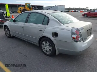 2006 Nissan Altima 2.5 S with VIN 1N4AL11D36C217672, listed as a IAAI auction lot 41749484 with 185,010 mi miles. Bid and sale history available at carsss.com. Image 3.