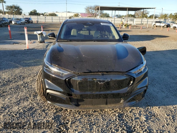 2024 Ford Mustang Mach-E Premium with VIN 3FMTK3R45RMA23195, listed as a Copart auction lot 46356045 with 889 mi miles and Salvage Title. Bid and sale history available at DreamBid. Image 5.