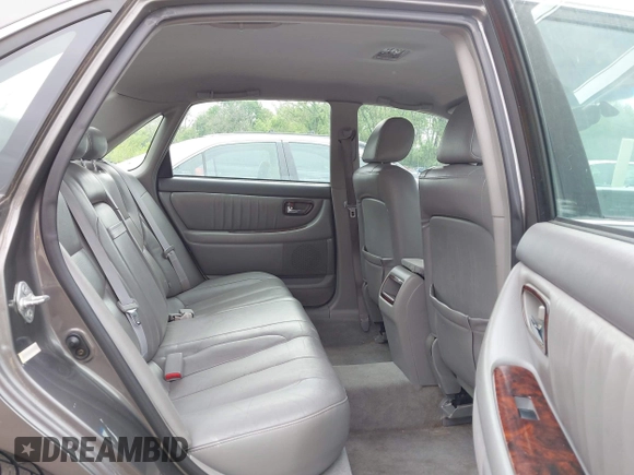2003 Toyota Avalon XL with VIN 4T1BF28B53U285411, listed as a IAAI auction lot 42140722 with 282,407 mi miles and . Bid and sale history available at carsss.com. Image 8.