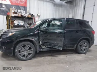 2019 Honda Passport EX-L with VIN 5FNYF8H53KB028590, listed as a IAAI auction lot 41475668 with 44,204 mi miles. Bid and sale history available at carsss.com. Image 14.