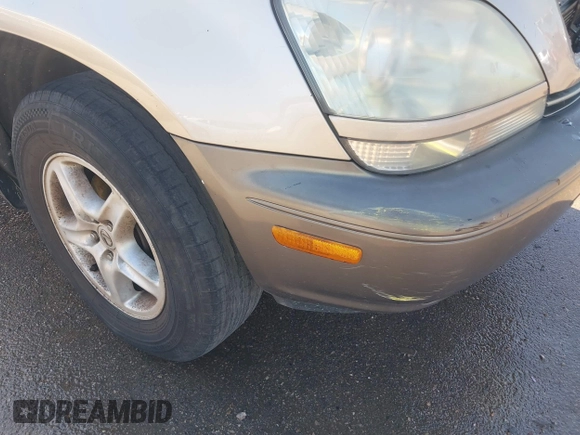 2001 Lexus RX 300 with VIN JTJGF10U410088393, listed as a IAAI auction lot 41864872 with 212,728 mi miles and . Bid and sale history available at DreamBid. Image 15.