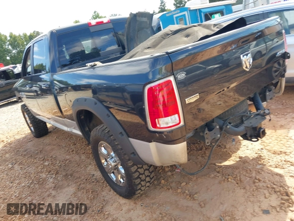 2016 Ram 2500 Laramie with VIN 3C6UR5FL8GG217024, listed as a IAAI auction lot 40235735 with 82,212 mi miles. Bid and sale history available at carsss.com. Image 3.
