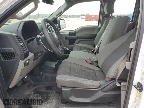 2017 Ford F-150 XL с VIN 1FTEX1C8XHKE06585, выставлен на аукционе Copart как лот 48120145 с пробегом 180 428 миль миль и Списание • Salvage title. История ставок и продаж доступна на DreamBid. Изображение 7.