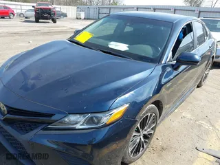 2018 Toyota Camry LE with VIN 4T1B11HK5JU633648, listed as a IAAI auction lot 41840969 with 140,071 mi miles. Bid and sale history available at carsss.com. Image 2.