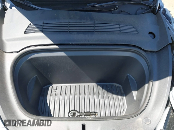 2024 Tesla Model Y Performance with VIN 7SAYGDEF9RA299036, listed as a IAAI auction lot 42140788 with 14,844 mi miles and . Bid and sale history available at DreamBid. Image 10.