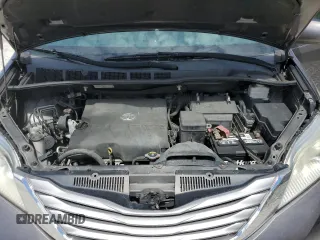 2015 Toyota Sienna XLE with VIN 5TDYK3DCXFS668851, listed as a Copart auction lot 60452005 with 205,549 mi miles and Salvage title. Bid and sale history available at DreamBid. Image 12.