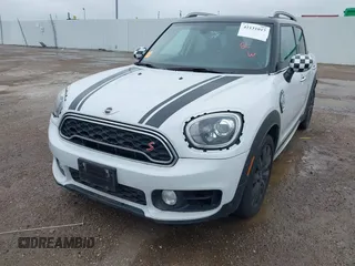 2018 MINI Countryman Cooper S z VIN WMZYT3C31J3D99568, wystawiony jako IAAI lot #42131017 z przebiegiem 54 992 mil mil oraz . Historia ofert i sprzedaży dostępna na DreamBid. Obrazek 6.