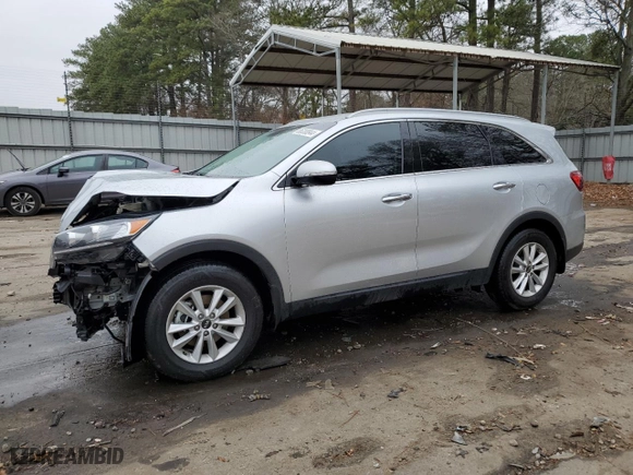 2019 Kia Sorento L with VIN 5XYPG4A30KG476725, listed as a Copart auction lot 86330844 with 61,091 mi miles and Salvage Title. Bid and sale history available at carsss.com. Image 1.