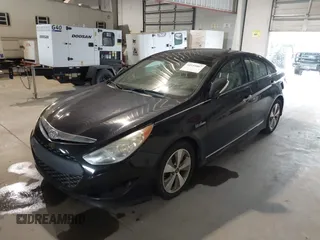 2012 Hyundai Sonata Hybrid с VIN KMHEC4A46CA047064, выставлен на аукционе IAAI как лот 42535867 с пробегом 222 215 миль миль и . История ставок и продаж доступна на DreamBid. Изображение 2.
