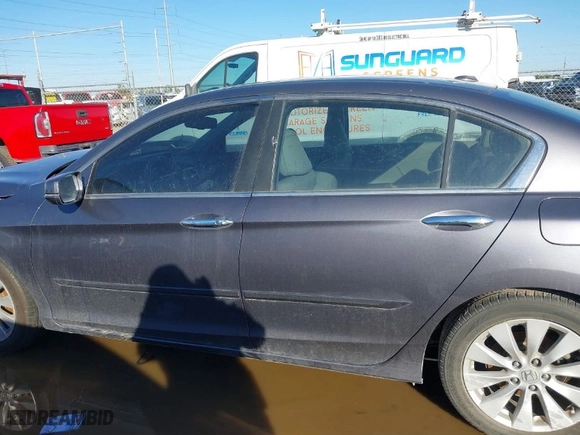 2015 Honda Accord Sedan EX-L with VIN 1HGCR2F82FA126795, listed as a IAAI auction lot 41609139 with 108,502 mi miles. Bid and sale history available at carsss.com. Image 14.