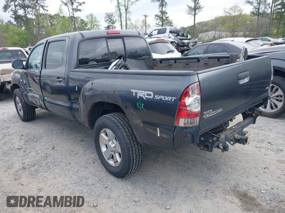 2015 Toyota Tacoma with VIN 3TMMU4FNXFM073978, listed as a IAAI auction lot 41935264 with 132,806 mi miles and . Bid and sale history available at DreamBid. Image 3.