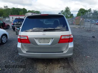 2006 Honda Odyssey EX z VIN 5FNRL38406B403736, wystawiony jako IAAI lot #42288117 z przebiegiem 159 686 mil mil oraz . Historia ofert i sprzedaży dostępna na DreamBid. Obrazek 17.