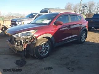 2016 Hyundai Tucson SE with VIN KM8J3CA46GU127042, listed as a IAAI auction lot 41486523 with 110,065 mi miles. Bid and sale history available at carsss.com. Image 2.