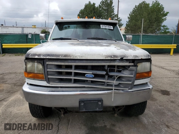 1997 Ford F-250 z VIN 3FTHF26H1VMA08574, wystawiony jako Copart lot #61541455 z przebiegiem Nie podano mil oraz Szkoda całkowita • Salvage title. Historia ofert i sprzedaży dostępna na DreamBid. Obrazek 5.
