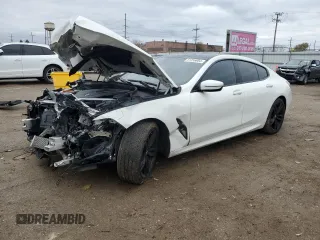 2022 BMW 8 Series 840i with VIN WBAGV4C01NCJ30083, listed as a Copart auction lot 81356084 with 61,868 mi miles and Salvage title. Bid and sale history available at DreamBid. Image 1.