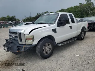 2010 Ford F-250 z VIN 1FTNX2A55AEB38323, wystawiony jako Copart lot #62522965 z przebiegiem 166 948 mil mil oraz Szkoda całkowita • Salvage title. Historia ofert i sprzedaży dostępna na DreamBid. Obrazek 1.