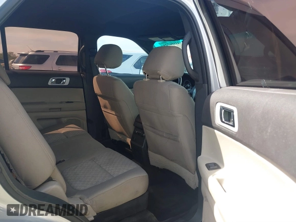 2015 Ford Explorer XLT with VIN 1FM5K7D81FGA27678, listed as a IAAI auction lot 41856729 with 170,635 mi miles and . Bid and sale history available at carsss.com. Image 8.