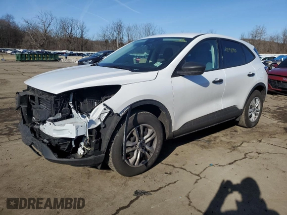 2022 Ford Escape S z VIN 1FMCU9F60NUB18756, wystawiony jako Copart lot #43924995 z przebiegiem 19 880 mil mil oraz Szkoda całkowita • Salvage title. Historia ofert i sprzedaży dostępna na DreamBid. Obrazek 1.