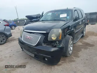 2008 GMC Yukon Denali z VIN 1GKFK63858J135414, wystawiony jako IAAI lot #42065065 z przebiegiem 170 458 mil mil oraz . Historia ofert i sprzedaży dostępna na DreamBid. Obrazek 2.
