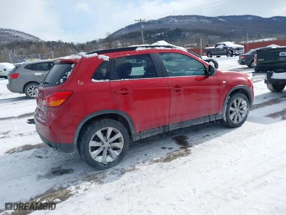 2013 Mitsubishi Outlander Sport LE with VIN 4A4AR5AU4DE025252, listed as a IAAI auction lot 41369262 with 93,020 mi miles. Bid and sale history available at carsss.com. Image 4.