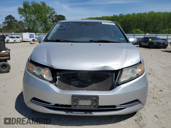 2015 Honda Odyssey EX-L with VIN 5FNRL5H66FB112090, listed as a Copart auction lot 52721475 with 120,472 mi miles and Salvage Title. Bid and sale history available at DreamBid. Image 5.