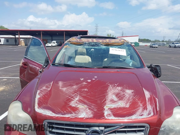 2013 Volvo XC90 Premier Plus z VIN YV4952CYXD1635200, wystawiony jako IAAI lot #41962622 z przebiegiem Nie podano mil oraz . Historia ofert i sprzedaży dostępna na DreamBid. Obrazek 6.
