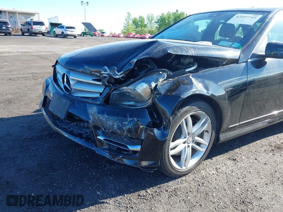 2013 Mercedes-Benz C 300 Sport with VIN WDDGF8AB5DG075257, listed as a IAAI auction lot 42197745 with 19,571 mi miles and . Bid and sale history available at carsss.com. Image 6.