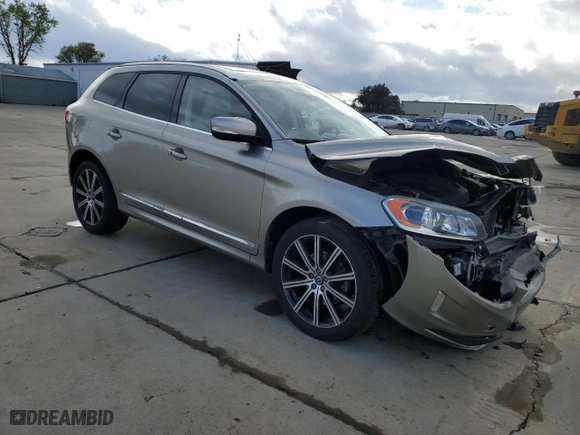 2016 Volvo XC60 T5 Drive-E Premier with VIN YV440MDK9G2853738, listed as a Copart auction lot 49302545 with 91,854 mi miles and Salvage Title. Bid and sale history available at carsss.com. Image 4.