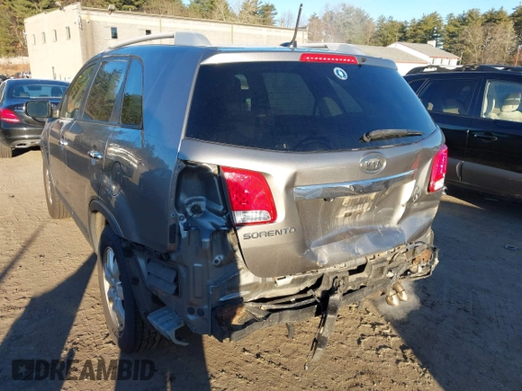 2012 Kia Sorento LX with VIN 5XYKT3A65CG240227, listed as a IAAI auction lot 41009682 with 276,573 mi miles. Bid and sale history available at carsss.com. Image 3.