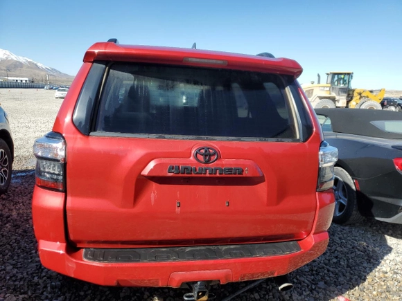 2022 Toyota 4Runner SR5 Premium with VIN JTENU5JR8N6048608, listed as a Copart auction lot 44223585 with 49,084 mi miles and Clean Title. Bid and sale history available at carsss.com. Image 6.